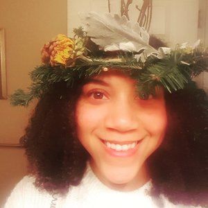 Meet your Posher, Kayla